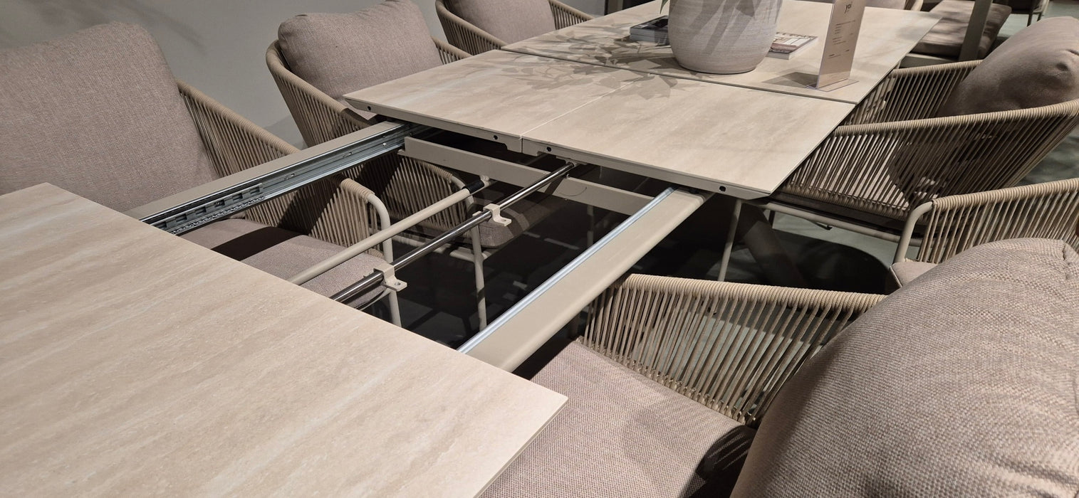 Maratea tafel 280, 340, 400 cm tafel Yoi buiten
