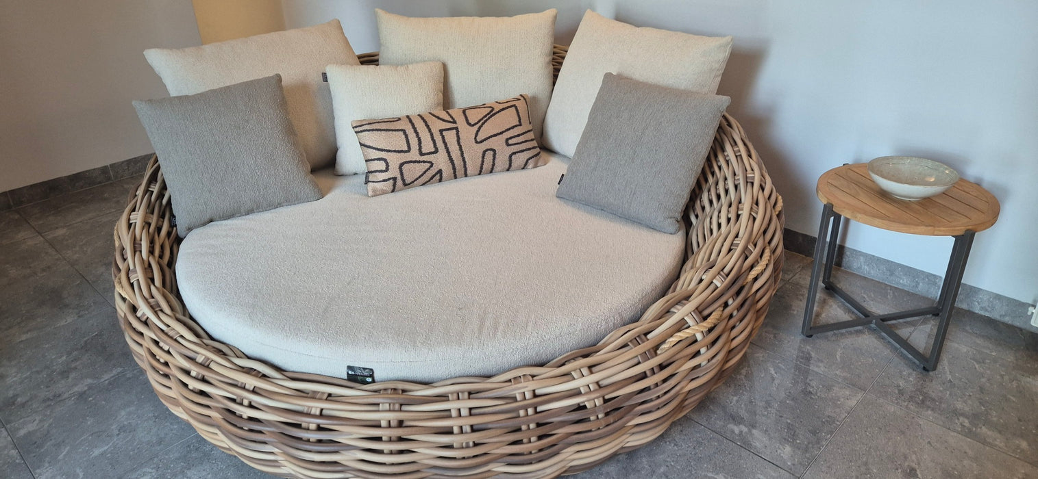 Daybed Apple Bee Wicker Cocoon