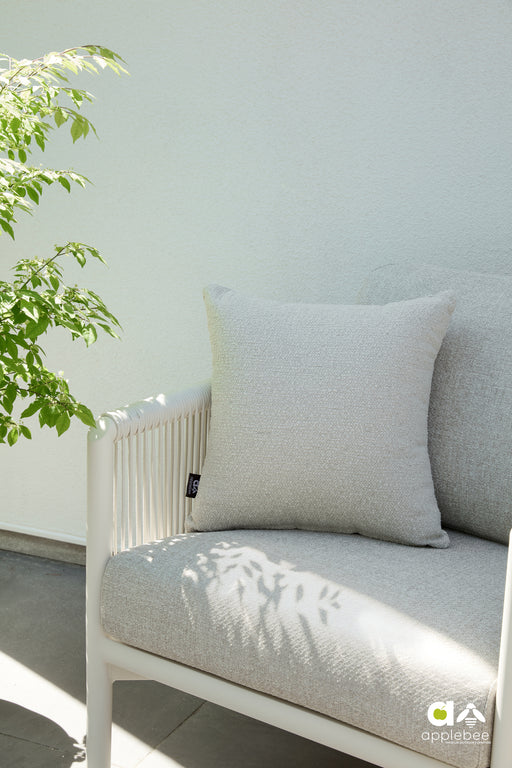 Boucle Cream sierkussen apple bee