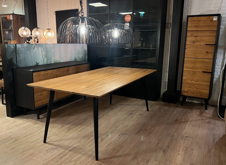 Bresso serie van 3 massief eiken meubels | Showmodelaanbieding