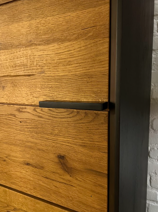 Bresso serie van 3 massief eiken meubels | Showmodelaanbieding