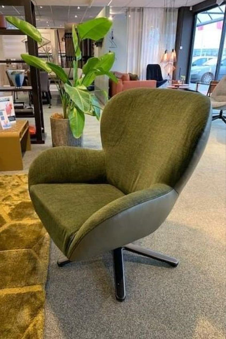 Draaifauteuil_Legendary_Brees_New_World_relaxstoel groen duobekleding