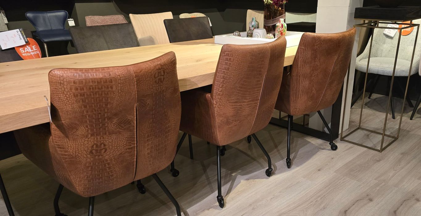 Yaheetech Eetkamerstoelen, set van 6, fauteuil, gestoffeerde stoelen met armleuningen, metalen poten, kunstleer, tot 120 kg belastbaar, voor werkkamer, woonkamer, slaapkamer, donkergrijs Yaheetech Eetkamerstoelen, set van 6, fauteuil, gestoffeerde stoelen met armleuningen, metalen poten, kunstleer, tot 120 kg belastbaar, voor werkkamer, woonkamer, slaapkamer, donkergrijs