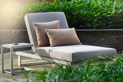 Kazoku lounger salix yoi furniture