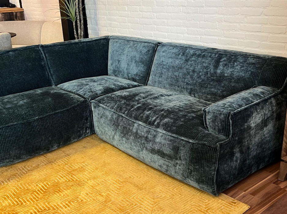 Plantani-blauw-ribstof-zitzak-hoekbank-plofbank-loungebank-vlinderstiksel-uitverkoop-sale-utrecht-318x253cm-easysofa