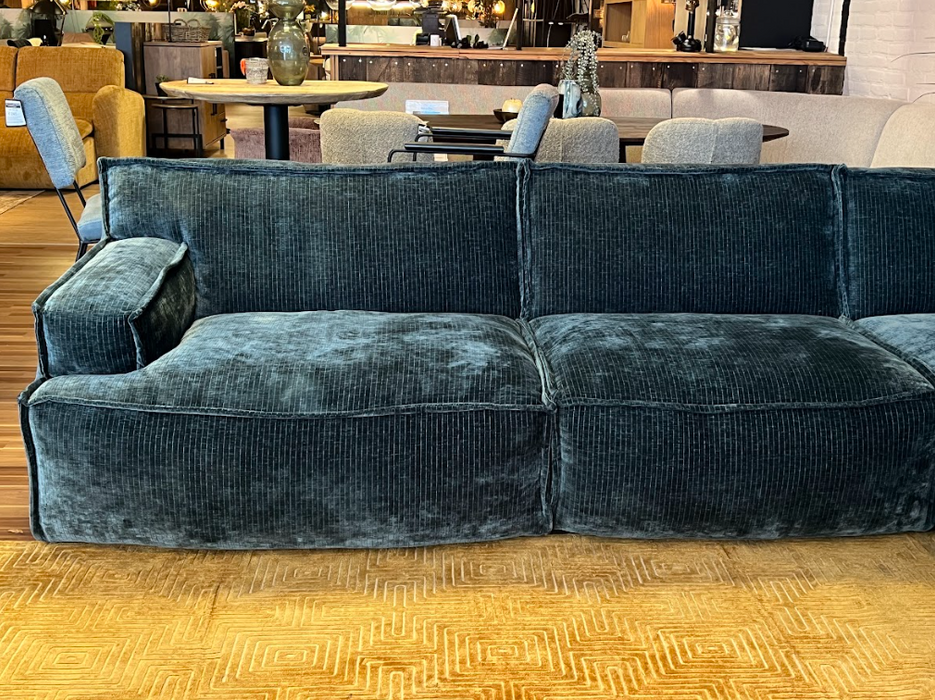 Plantani-blauw-ribstof-zitzak-hoekbank-plofbank-loungebank-vlinderstiksel-uitverkoop-sale-utrecht-318x253cm-easysofa