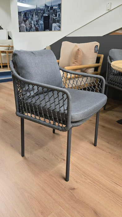 Rocha-tuinstoel-dark-grey-outlet