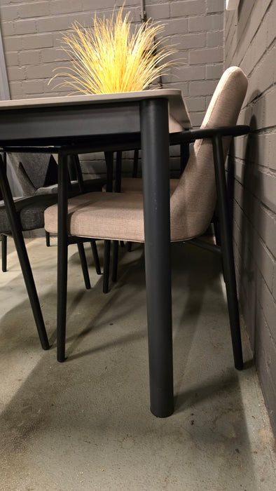 applebee-outlet-store-tuintafel