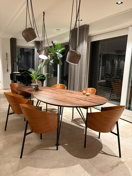 cloudy eettafel massief noten bree's new world