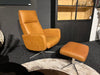 cognac-leer-relax-fauteuil-stoel-hocker-HjortKnudsen-draaibaar-handmatig-ma-Utrecht-uitverkoop-Bilthoven-modern-strak-showmodel-sale