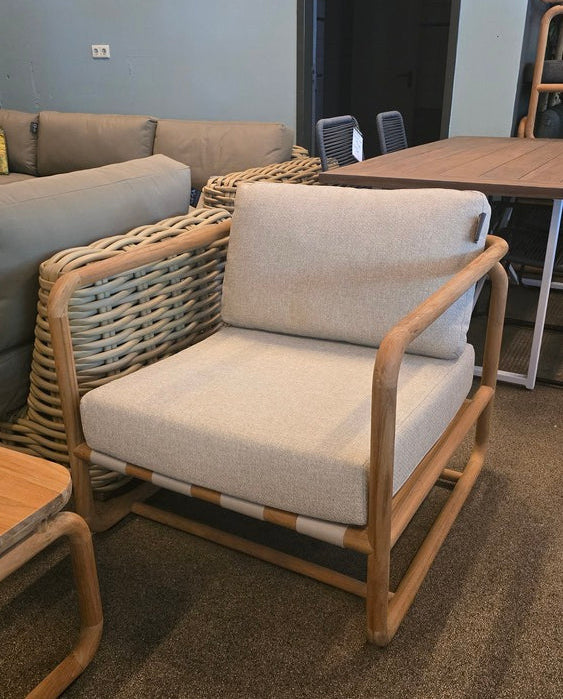 dolce loungechair cotton flower showmodel aanbieding apple bee