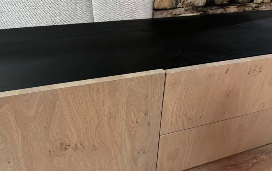 Drift tv-meubel massief Eiken - Zwart top-blad 170x40 cm - Showmodelaanbieding