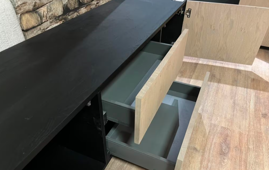 Drift tv-meubel massief Eiken - Zwart top-blad 170x40 cm - Showmodelaanbieding