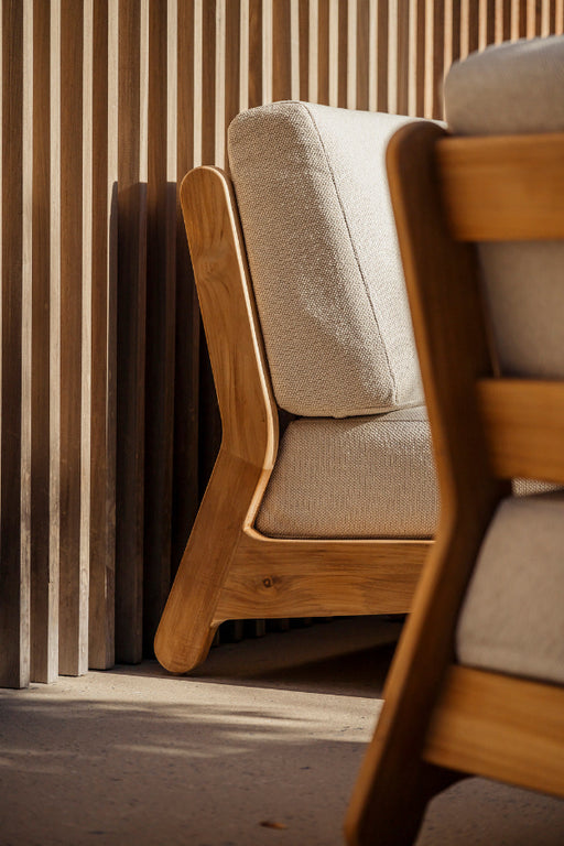 grace tuin stoel teak gescova te zien in showroom