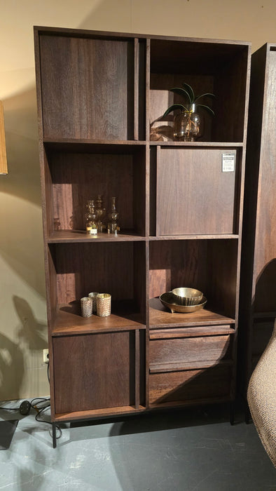 jimmy eleonora showroom vakkenkast