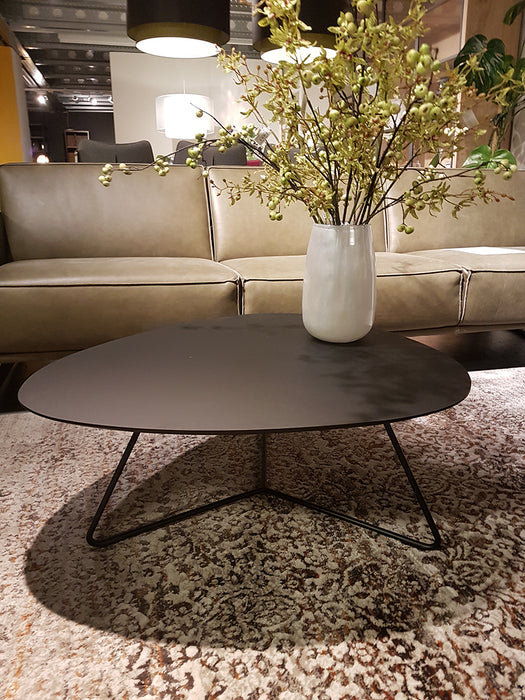 kleine-salontafel-twinny-fenix-in-kleur-zwart bree's new world