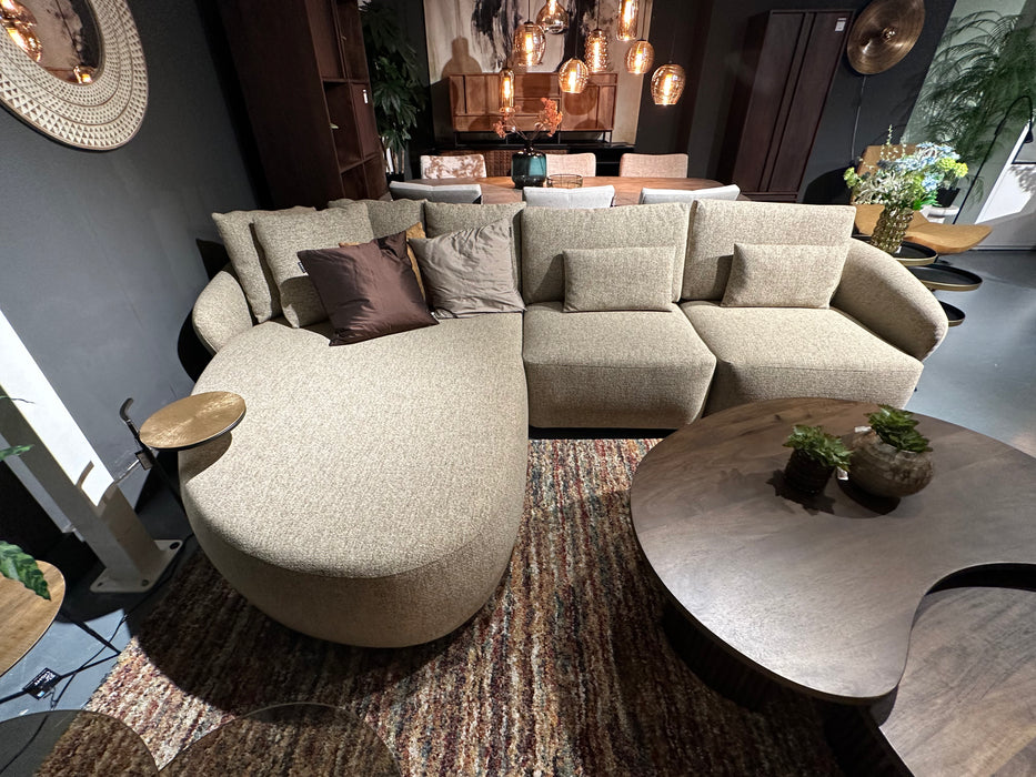 mostera bank showroom passe partout