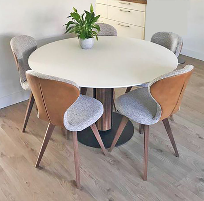 ronde-witte-eettafel-design-steely-breesnewworld