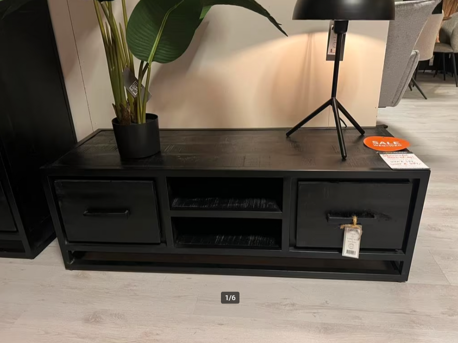 Tv-meubel chili - Zwart mango hout - van LABEL51 - 120x45x40 cm - Showmodelaanbieding