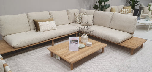 sling lounge showroom applebee