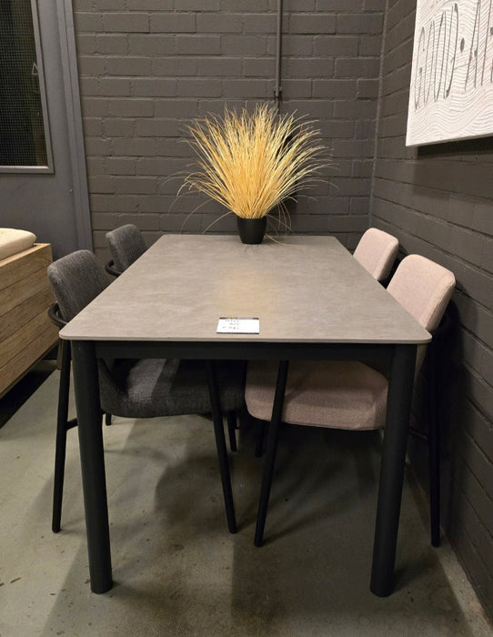 tuintafel-applebee-outlet-concrete