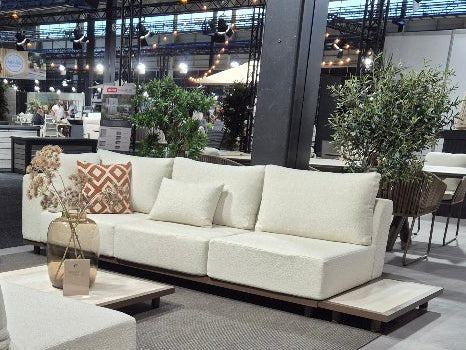 vallon bronze yoi loungeset in showroom